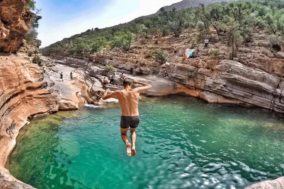 بحيرة الداخلة الفيروزية